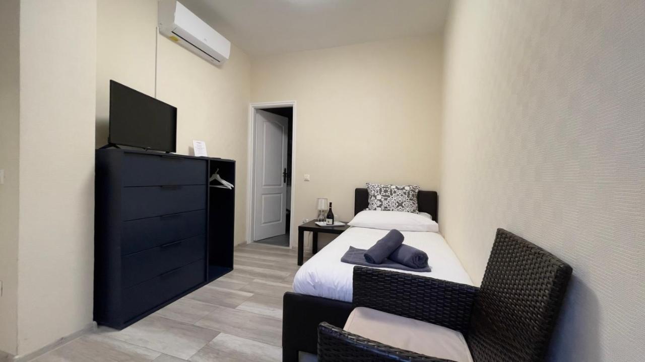 Vegvari Hotel Эгер Экстерьер фото